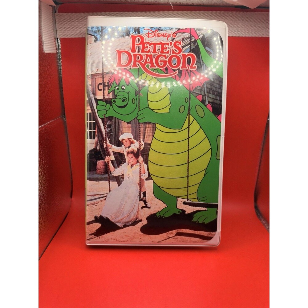 Pete's Dragon Walt Disney (VHS-1994) Video Tape CLAMSHELL VHS
